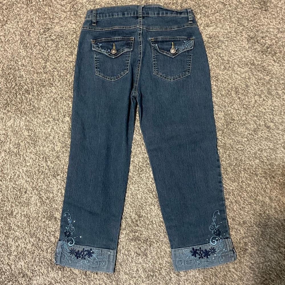 COS embroidered denim capris. Size 4 - Picture 2 of 5